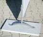 Combistnder mit angeschraubter Granitplatte angesteckt an Paravent Rahmen ber 2x Verbindungs-Clip